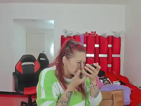 scarlett red 1 online show from 05-16-26, 02:38