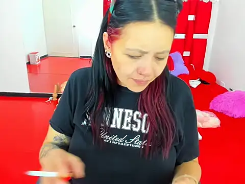 scarlett red 1 online show from 05-31-26, 05:20
