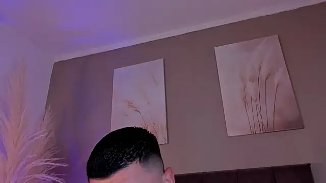 Snapshot of Alexander_Diazz chatting on 06-16-26, 11:35 Alexander Diazz online show from 06-16-26, 11:35