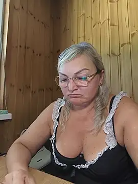 Snapshot of White-Chocolatte chatting on 06-30-26, 05:41 White-Chocolatte online show from 06-30-26, 05:41