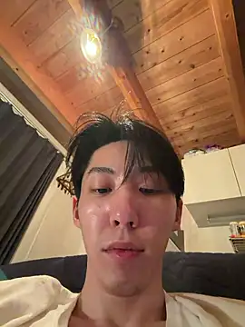 Snapshot of akty233 chatting on 04-07-26, 11:54 akty233 online show from 04-07-26, 11:54