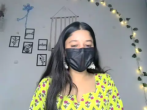 Snapshot of HOT_SNEHA4 chatting on 07-02-26, 09:15 HOT SNEHA4 online show from 07-02-26, 09:15