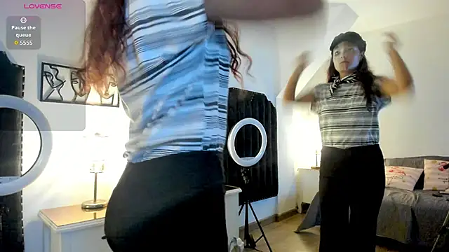 medoly03 online show from 06-22-26, 02:57