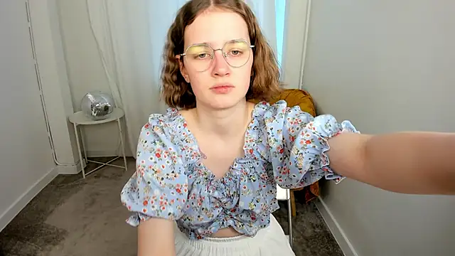 FreeHarmony  online show from 04-28-26, 03:06