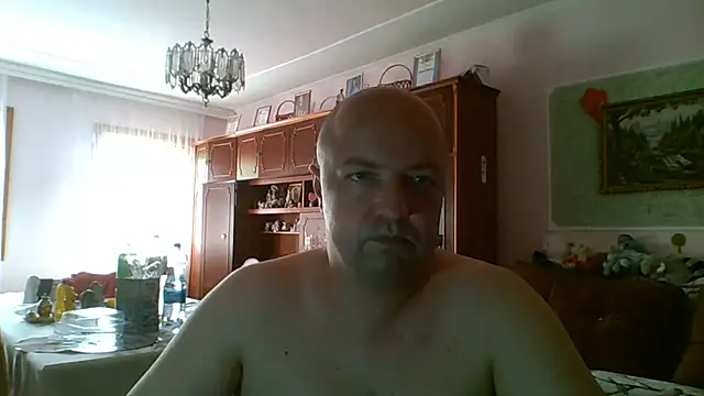 Snapshot of Luceriusbigass chatting on 06-20-26, 02:53 Luceriusbigass online show from 06-20-26, 02:53