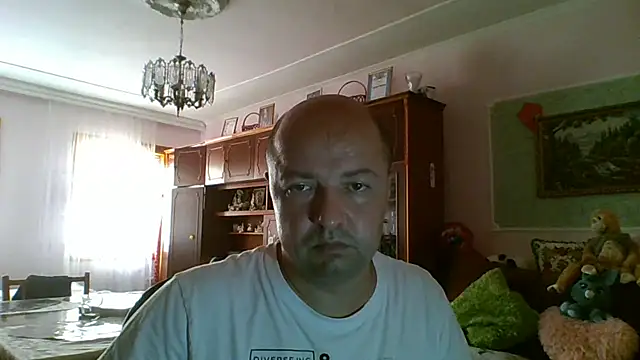 Snapshot of Luceriusbigass chatting on 06-30-26, 10:05 Luceriusbigass online show from 06-30-26, 10:05
