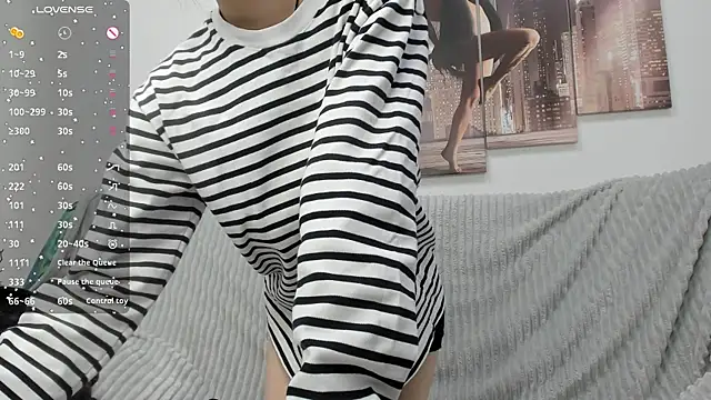 hii elle online show from 04-21-26, 02:15