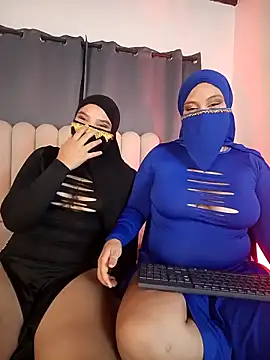 Snapshot of aziza_dalila02 chatting on 04-09-26, 03:17 aziza dalila02 online show from 04-09-26, 03:17