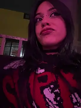 Snapshot of Kattze_ chatting on 04-18-26, 12:03 Kattze online show from 04-18-26, 12:03