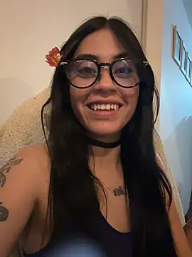 Snapshot of Kattze_ chatting on 05-19-26, 11:55 Kattze online show from 05-19-26, 11:55