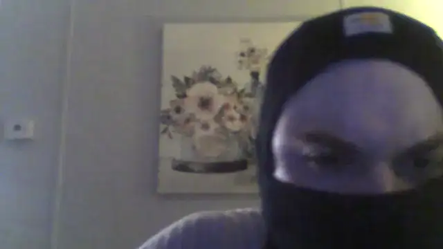 MrBiggles69 online show from 04-10-26, 09:52