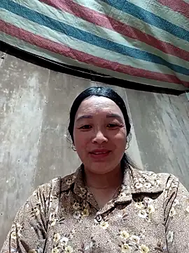 Snapshot of vanlucky2 chatting on 06-01-26, 02:46 vanlucky2 online show from 06-01-26, 02:46