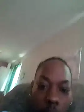 Snapshot of zdaddymm chatting on 05-27-26, 05:32 zdaddymm online show from 05-27-26, 05:32