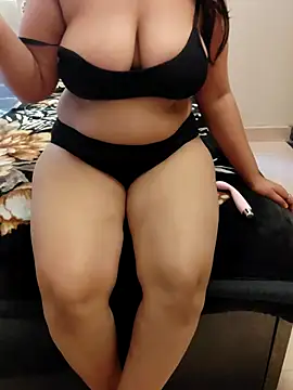 Snapshot of Aysha_69 chatting on 04-09-26, 06:19 Aysha 69 online show from 04-09-26, 06:19