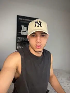 Max valiant online show from 04-14-26, 12:16