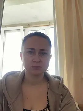 Emma magic online show from 04-22-26, 07:00