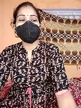 Snapshot of hornycouple096 chatting on 06-12-26, 12:48 hornycouple096 online show from 06-12-26, 12:48