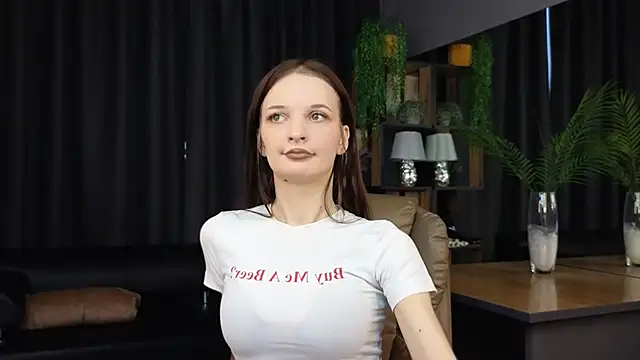 Alice Mey online show from 04-12-26, 04:28