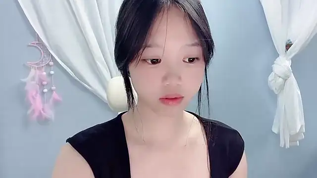 Xiaoqing00 online show from 06-22-26, 03:47