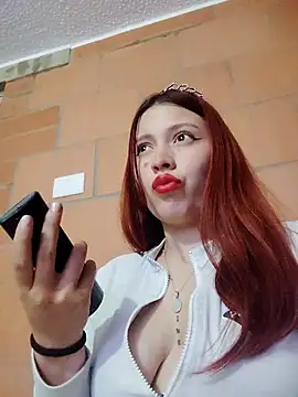 MorganaTheQueen online show from 04-28-26, 01:59