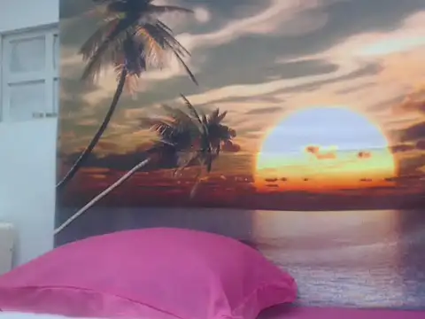 GoldenLuxeLady online show from 05-11-26, 04:18