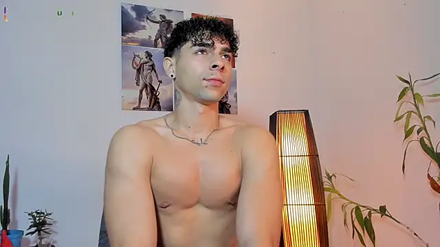 Snapshot of Alex_zt7 chatting on 06-08-26, 05:24 Alex zt7 online show from 06-08-26, 05:24