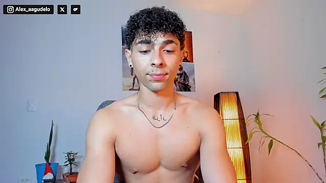 Snapshot of Alex_zt7 chatting on 07-11-26, 08:11 Alex zt7 online show from 07-11-26, 08:11