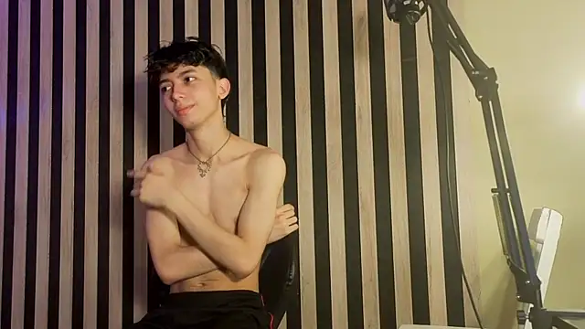 Twink Sebas7 online show from 06-04-26, 12:11