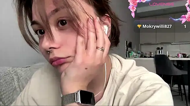 Thyeiysyla online show from 04-11-26, 07:45