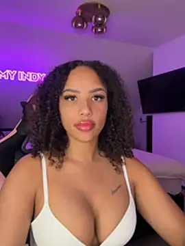 Snapshot of princessromyindy chatting on 04-18-26, 07:51 princessromyindy online show from 04-18-26, 07:51
