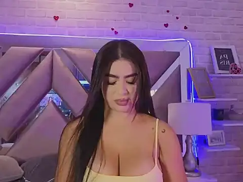 sharonlewy  online show from 06-11-26, 04:38