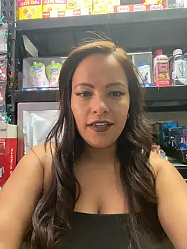 MIA ROSSEEE online show from 06-28-26, 05:08