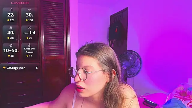 liiliie petite online show from 07-17-26, 10:14