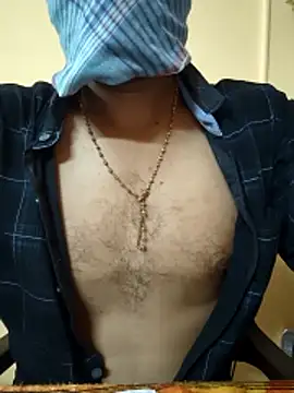 bullhottamil online show from 04-11-26, 04:00