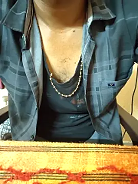 bullhottamil online show from 04-19-26, 04:17