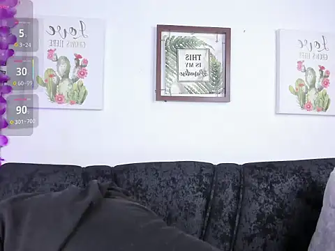 Snapshot of haly_smif chatting on 04-09-26, 02:00 haly smif online show from 04-09-26, 02:00