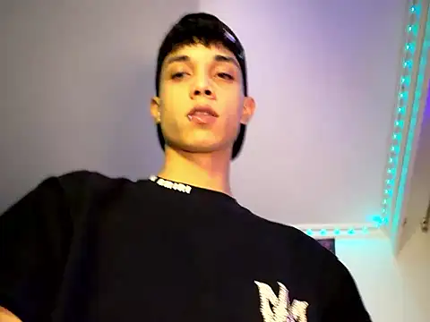 RoughDiamond  online show from 05-12-26, 01:25