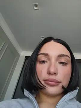 LucyHotty  online show from 04-11-26, 09:46