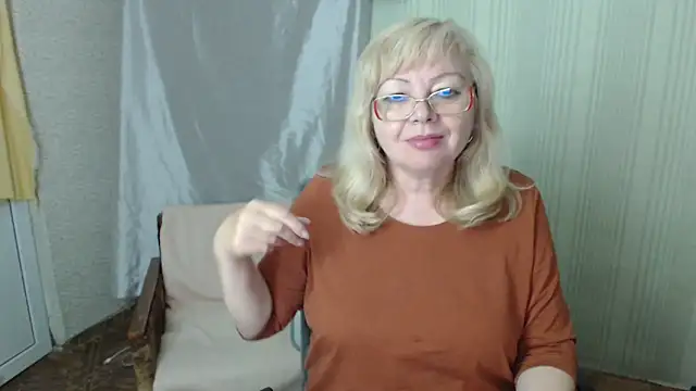 Snapshot of LavandaMay chatting on 05-12-26, 07:22 LavandaMay online show from 05-12-26, 07:22