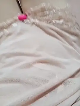 Suri-sexywett online show from 04-09-26, 11:32