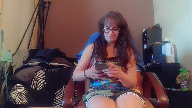 Miliffhj online show from 05-08-26, 12:43