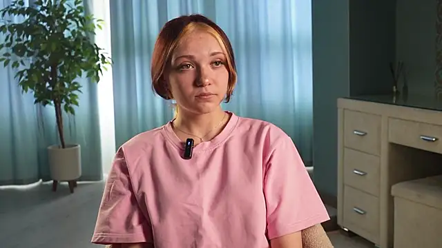 Snapshot of SonyaTacey chatting on 04-10-26, 03:56 SonyaTacey online show from 04-10-26, 03:56