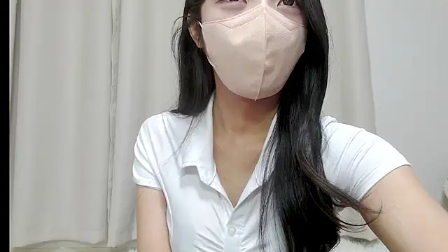 Snapshot of RIN_RIN__ chatting on 08-02-26, 12:47 RIN RIN online show from 08-02-26, 12:47