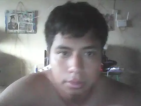 Snapshot of Axel_BABY chatting on 04-28-26, 12:32 Axel BABY online show from 04-28-26, 12:32
