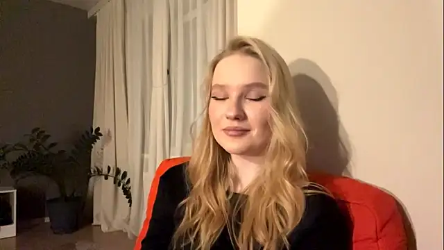 Snapshot of PlasaRima chatting on 04-25-26, 10:29 PlasaRima online show from 04-25-26, 10:29