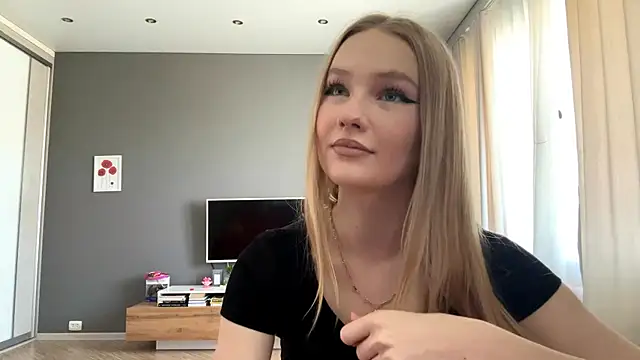 Snapshot of PlasaRima chatting on 05-19-26, 01:56 PlasaRima online show from 05-19-26, 01:56