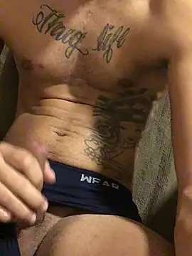 TatuadoCearense22cm online show from 04-17-26, 02:42