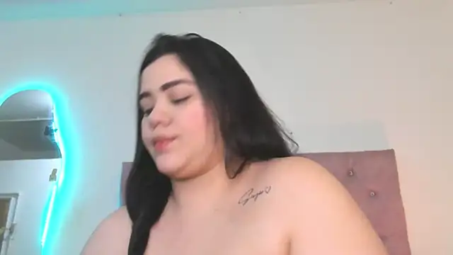 laurenlaine online show from 05-31-26, 06:20