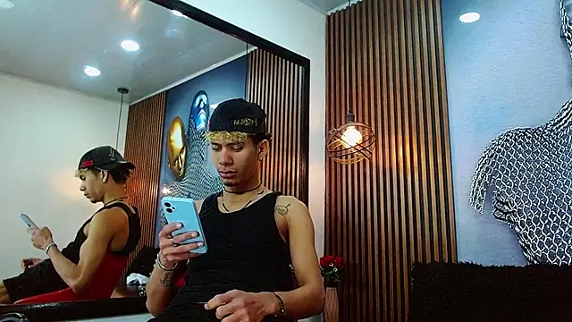 Snapshot of Skinny_cute_Alyer chatting on 07-18-26, 02:16 Skinny cute Alyer online show from 07-18-26, 02:16
