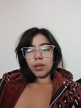 Snapshot of Iam_eli09 chatting on 05-08-26, 12:27 Iam eli09 online show from 05-08-26, 12:27